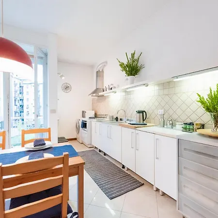 Sebino Apartament *